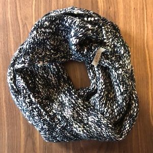 Loft infinity scarf